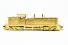 Load image into Gallery viewer, HO Brass CON OMI - Overland Models Inc. GN - Great Northern EMD NW-5 Original Version #186-195
