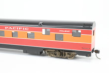 Load image into Gallery viewer, HO Brass Balboa SP - Southern Pacific &quot;Daylight&quot; Pullman Factory Painted
