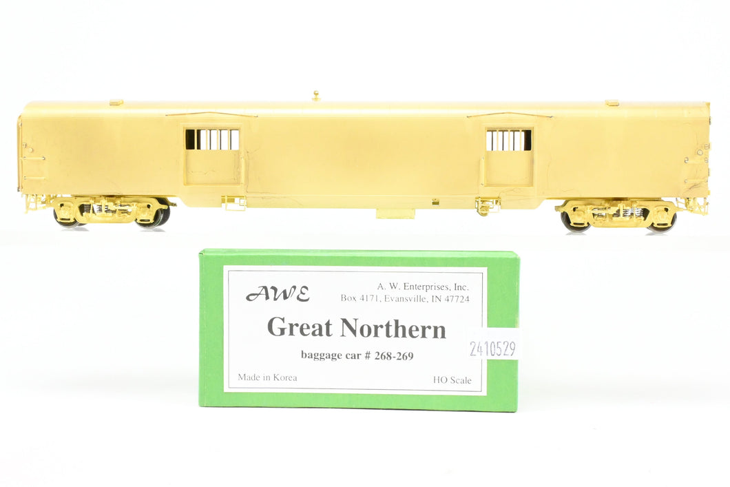HO Brass A. W. Enterprises GN - Great Northern Streamlined Baggage Car #268-269 (End door Version)