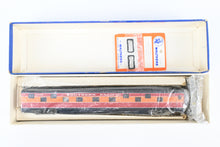 Load image into Gallery viewer, HO Brass Balboa SP - Southern Pacific &quot;Daylight&quot; Pullman Factory Painted
