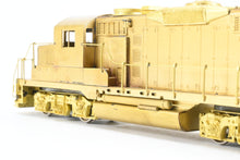 Load image into Gallery viewer, HO Brass Oriental Limited Various Roads EMD GP20 2000 HP Low Hood w/Dynamic Brake
