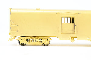 HO Brass A. W. Enterprises GN - Great Northern Streamlined Baggage Car #268-269 (End Door Version)
