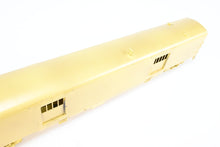 Load image into Gallery viewer, HO Brass A. W. Enterprises GN - Great Northern Streamlined Baggage Car #268-269 (End Door Version)
