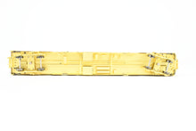 Load image into Gallery viewer, HO Brass A. W. Enterprises GN - Great Northern Streamlined Baggage Car #268-269 (End Door Version)
