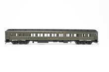 Load image into Gallery viewer, HO Brass Soho Various Roads Pullman &quot;Walter Reed&quot; 14-Section HW Sleeper CP D&amp;RGW - Denver &amp; Rio Grande Western &quot;Alpine Clover&quot;
