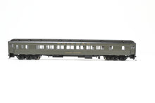 Load image into Gallery viewer, HO Brass Soho Various Roads Pullman &quot;Walter Reed&quot; 14-Section HW Sleeper CP D&amp;RGW - Denver &amp; Rio Grande Western &quot;Alpine Clover&quot;
