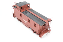 Load image into Gallery viewer, HO Brass Pecos River Brass ATSF - Santa Fe Wood Caboose 1930's Version CP No. 1423
