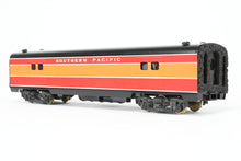 Load image into Gallery viewer, HO Brass PFM - Tenshodo SP - Southern Pacific Baggage Flush Side Factory Painted Daylight
