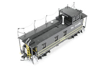 Load image into Gallery viewer, HO Brass CON The Joint Line Co. D&amp;RGW - Denver &amp; Rio Grande Original Riveted Steel Caboose Limited Edition FP No. 01453 w/Antenna
