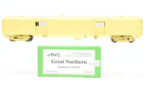 HO Brass A. W. Enterprises GN - Great Northern Streamlined Baggage Car #266-267