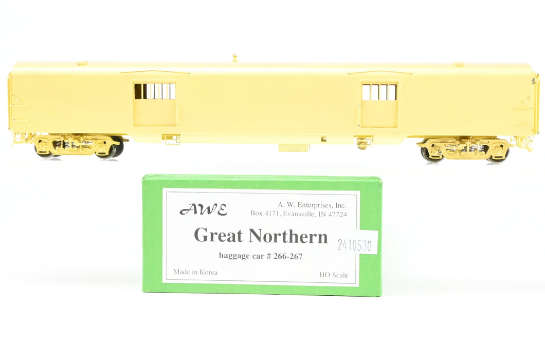 HO Brass A. W. Enterprises GN - Great Northern Streamlined Baggage Car #266-267