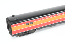 Load image into Gallery viewer, HO Brass PFM - Tenshodo SP - Southern Pacific Baggage Flush Side Factory Painted Daylight
