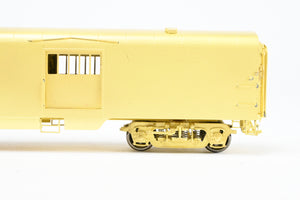 HO Brass A. W. Enterprises GN - Great Northern Streamlined Baggage Car #266-267