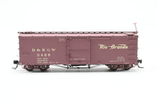 Load image into Gallery viewer, HOn3 Blackstone Models D&amp;RGW - Denver &amp; Rio Grande Western 30&#39; Box Car Flying Grande Herald No. 3425
