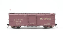 Load image into Gallery viewer, HOn3 Blackstone Models D&amp;RGW - Denver &amp; Rio Grande Western 30&#39; Box Car Flying Grande Herald No. 3425
