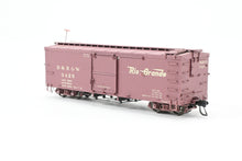 Load image into Gallery viewer, HOn3 Blackstone Models D&amp;RGW - Denver &amp; Rio Grande Western 30&#39; Box Car Flying Grande Herald No. 3425
