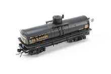 Load image into Gallery viewer, HOn3 Blackstone Models Various Roads UTLX – Union Tank Lines Narrow Frame Tank Car Custom Lettered No. 88006 DAMAGED PARTS
