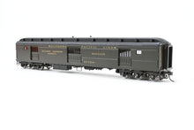 Load image into Gallery viewer, HO NEW Brass TCY - The Coach Yard SP - Southern Pacific HW Horse-Baggage Class 70-BH-3 FP SP Dark Olive No. 7224
