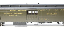 Load image into Gallery viewer, HO NEW Brass TCY - The Coach Yard SP - Southern Pacific HW Horse-Baggage Class 70-BH-3 FP SP Dark Olive No. 7224
