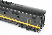 Load image into Gallery viewer, HO Brass Oriental Limited NP - Northern Pacific EMD F9A/F9B/F3B Set FP Freight Scheme
