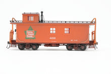 Load image into Gallery viewer, HO TrueLine Trains CV – Central Vermont Wood Offset Cupola Caboose Factory Finished No. 4001 w/ Light Weathering REBOXX
