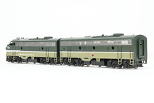 Load image into Gallery viewer, HO Brass Oriental Limited NP - Northern Pacific EMD F9A/F9B Set 1750 HP F/P Passenger Scheme
