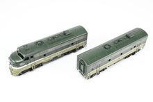 Load image into Gallery viewer, HO Brass Oriental Limited NP - Northern Pacific EMD F9A/F9B Set 1750 HP F/P Passenger Scheme

