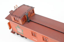 Load image into Gallery viewer, HO TrueLine Trains CV – Central Vermont Wood Offset Cupola Caboose Factory Finished No. 4001 w/ Light Weathering REBOXX
