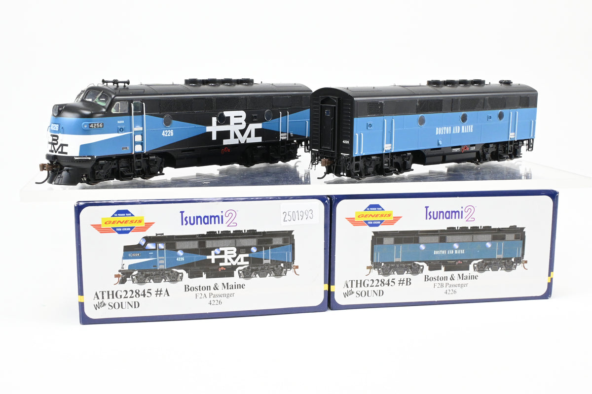 LE3127 MEHANO T019 26383 Locomotive Ho Diesel EMD SD 40 Boston & Maine B&M EUR 59,25 - FR
