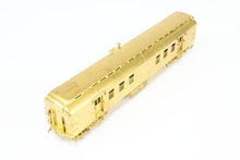 Load image into Gallery viewer, HO Brass Oriental Limited GN - Great Northern HW 60 Foot RPO #25-36
