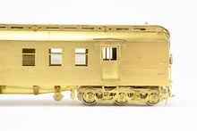 Load image into Gallery viewer, HO Brass Oriental Limited GN - Great Northern HW 60 Foot RPO #25-36
