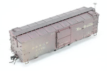 Load image into Gallery viewer, HOn3 Blackstone Models D&amp;RGW - Denver &amp; Rio Grande Western 30&#39; Box Car Flying Grande Herald No. 3426 RENUMBERED &amp; WEATHERED
