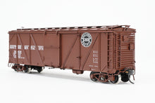 Load image into Gallery viewer, HO Brass CIL - Challenger Imports SP - Southern Pacific Class B-50-15 OB Wood Sheathed w/Murphy Roof FP #14616
