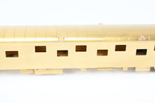 Load image into Gallery viewer, HO Brass Soho MILW - Milwaukee Road Raymond Series 16-Duplex-4DB Sleeper
