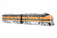 Load image into Gallery viewer, HO Brass Oriental Limited GN - Great Northern EMD F3A/F3B 1500 HP Phase II/III FP Passenger Scheme
