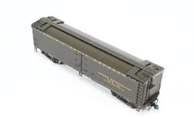 Load image into Gallery viewer, HO Brass CIL - Challenger Imports PFE - Pacific Fruit Express Refrigerator Car Earlier Version w/Wide Fascia Boards FP #557
