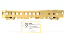 Load image into Gallery viewer, HO Brass Oriental Limited GN - Great Northern Streamlined &quot;Empire Builder&quot; Mountain Series Observation Less Skirts
