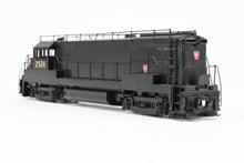 Load image into Gallery viewer, HO Brass Oriental Limited PRR – Pennsylvania Railroad GE U25B 2500 HP Low Hood (Early) w/ Trainphone Antennae FP
