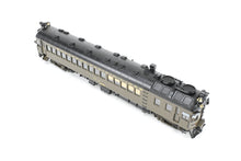 Load image into Gallery viewer, HO Brass CON W&amp;R Enterprises SP - Southern Pacific Brill Gas Electric FP SP-10 With DCC
