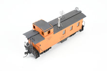 Load image into Gallery viewer, HO Brass Oriental Limited CB&amp;Q - Burlington Route NE-10 Caboose Modernized C/P 13500 MOW Scheme
