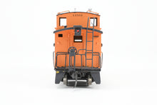 Load image into Gallery viewer, HO Brass Oriental Limited CB&amp;Q - Burlington Route NE-10 Caboose Modernized C/P 13500 MOW Scheme
