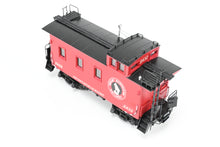 Load image into Gallery viewer, HO Brass CON Beaver Creek GN - Great Northern Wood Caboose X337/X432 Standard Window FP #X432 "Collector's Edition"
