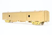 Load image into Gallery viewer, HO Brass The Palace Car Company MILW - Milwaukee Road Baggage #1330
