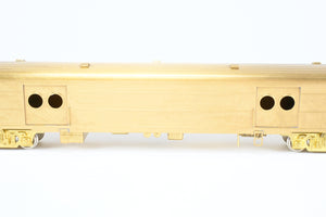 HO Brass The Palace Car Company MILW - Milwaukee Road Baggage #1331 w/Conductors Room Window