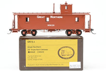 Load image into Gallery viewer, HO Brass CON NBL - North Bank Line GN - Great Northern 33' Truss Rod Caboose FP No. 90628
