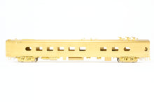 Load image into Gallery viewer, HO Brass Oriental Limited MILW - Milwaukee Road Twin Cities Hiawatha #121 Diner
