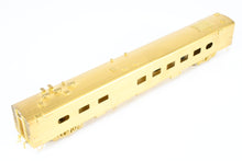 Load image into Gallery viewer, HO Brass Oriental Limited MILW - Milwaukee Road Twin Cities Hiawatha #121 Diner
