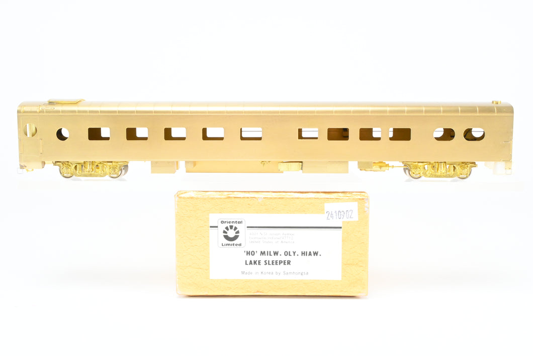 HO Brass Oriental Limited MILW - Milwaukee Road Oly. Hiawatha Lake Series 10-6 Sleeper