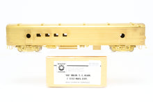 Load image into Gallery viewer, HO Brass Oriental Limited MILW - Milwaukee Road T. C. Hiawatha #2152 Mail - Express
