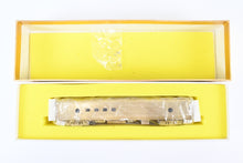 Load image into Gallery viewer, HO Brass Oriental Limited MILW - Milwaukee Road Twin Cities Hiawatha #2152 Mail - Express
